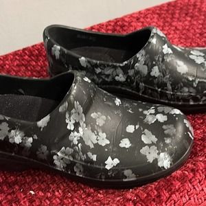 Crocs Camo Print Clog Shoes